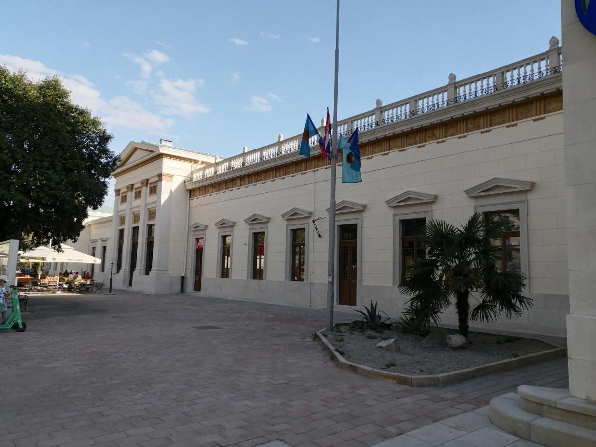 Hostel Kvarner Rijeka Exterior photo